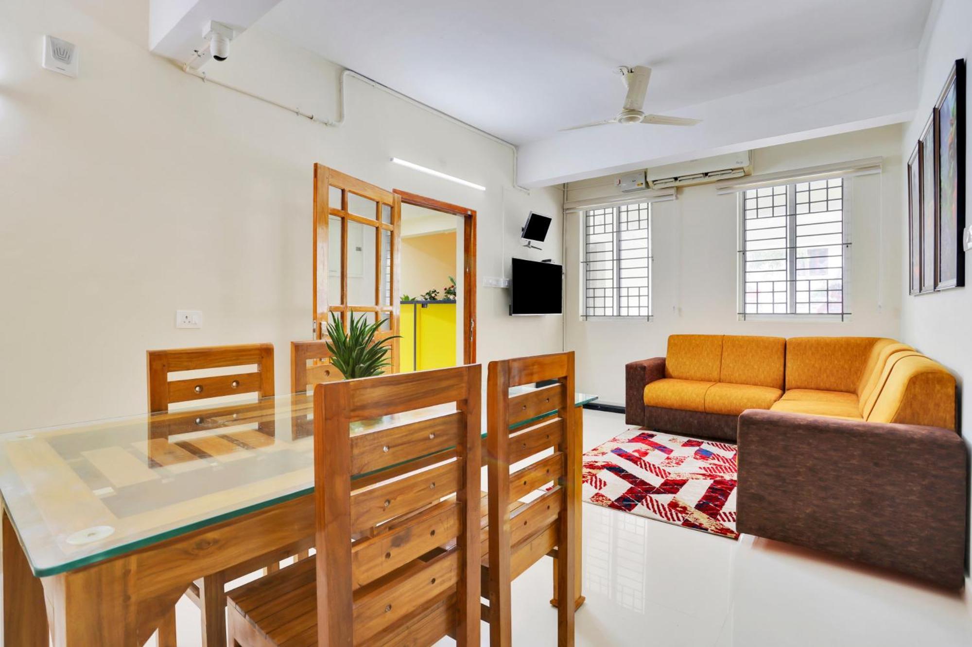 Super Collection O Lefort Luxe By Poptavern Thiruvananthapuram Exterior photo